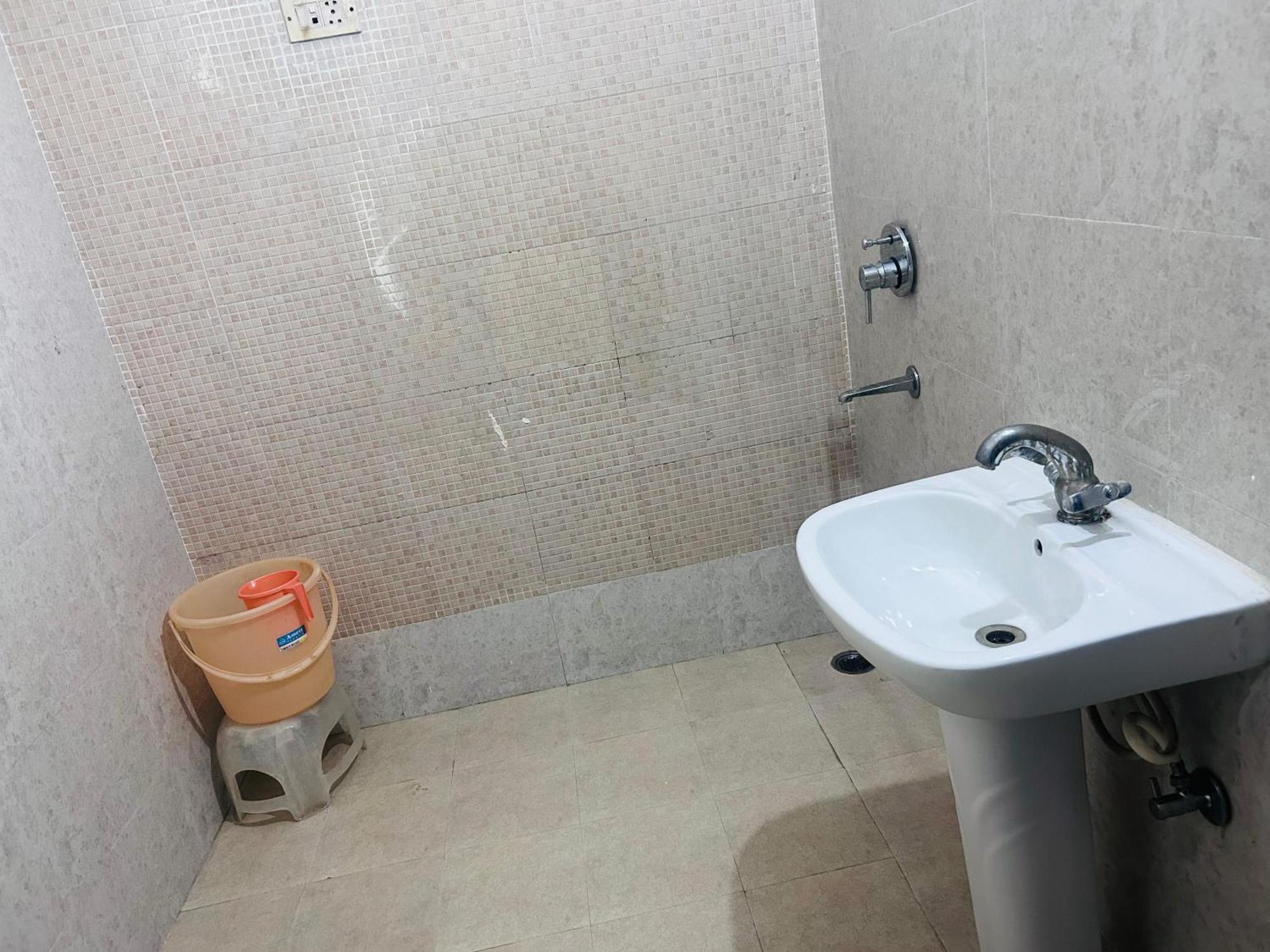 Sunrise Hotel Джаландхар Екстериор снимка