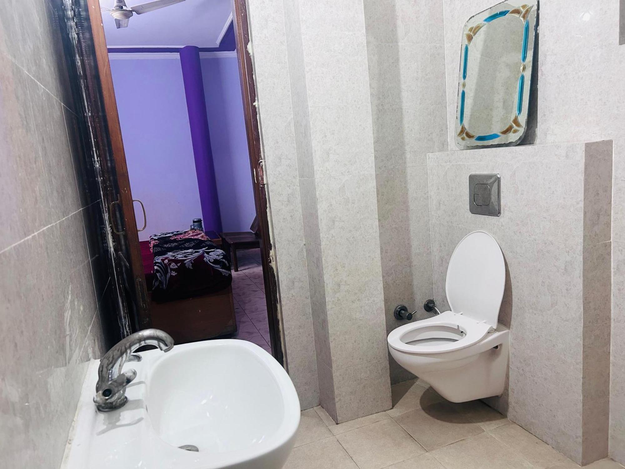 Sunrise Hotel Джаландхар Екстериор снимка